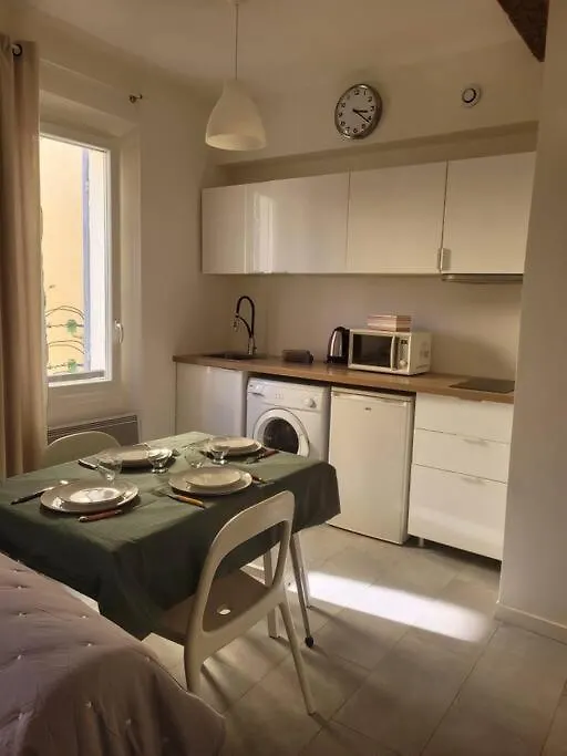A Deux Pas Du Port De La Ciotat Appart 4 Pers. Apartment