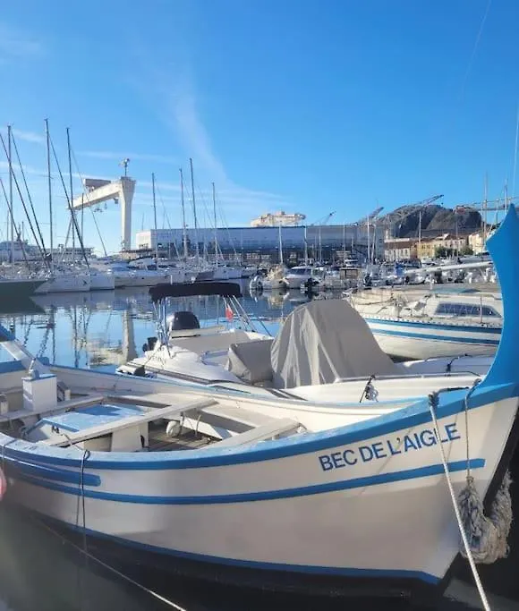 A Deux Pas Du Port De La Ciotat Appart 4 Pers. Apartment